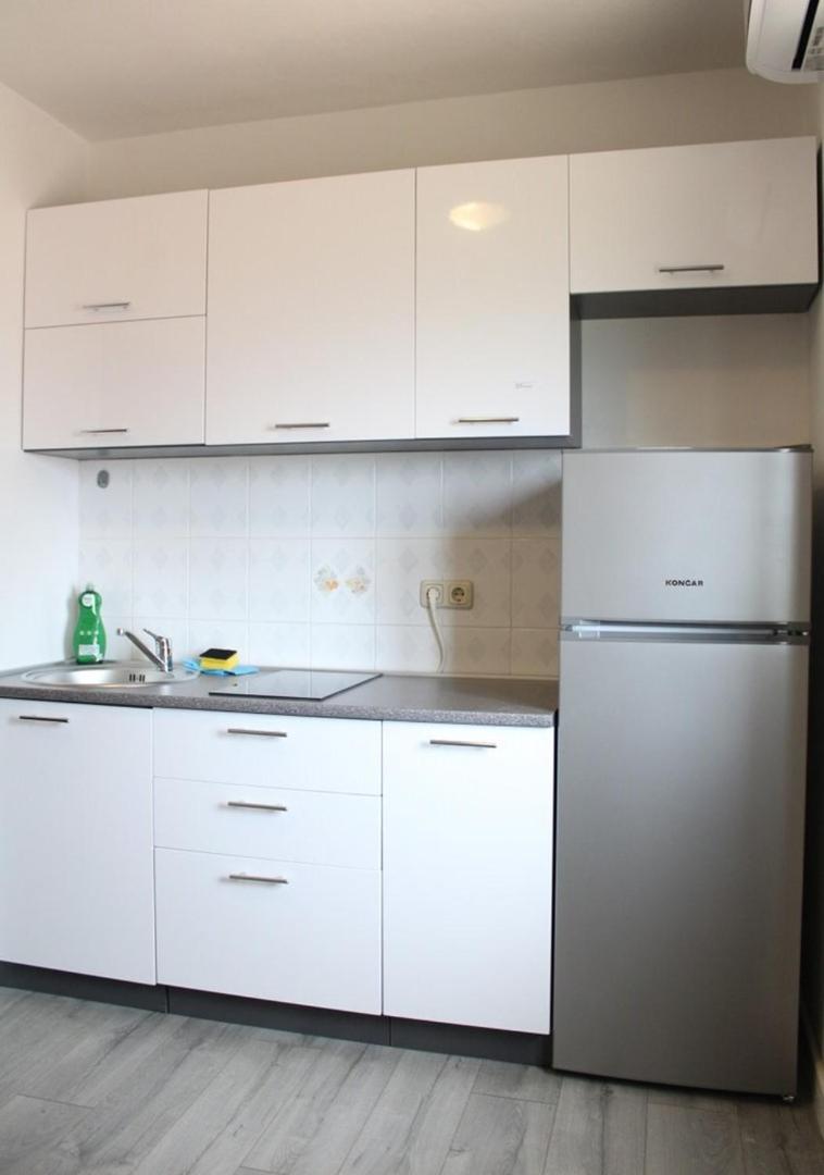 Apartment Bajuti Primosten Ngoại thất bức ảnh
